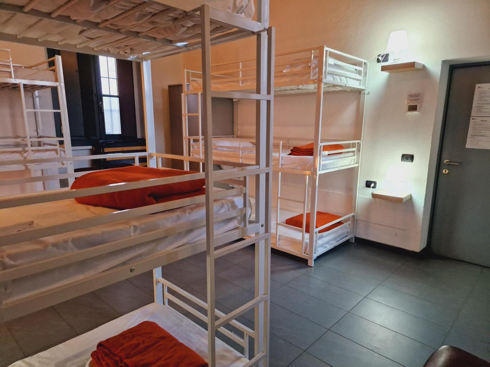 B&B E Ostello, Parco Di Monza, Cascina Costa Alta מראה חיצוני תמונה