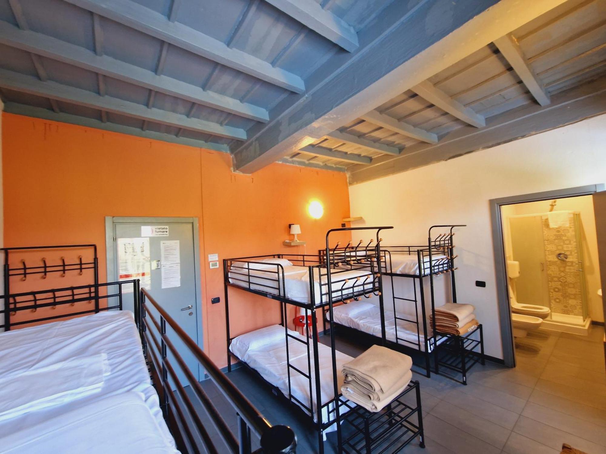 B&B E Ostello, Parco Di Monza, Cascina Costa Alta מראה חיצוני תמונה